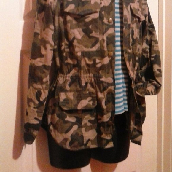 Women Bongo Camouflage Shirt - Picture 3 of 6
